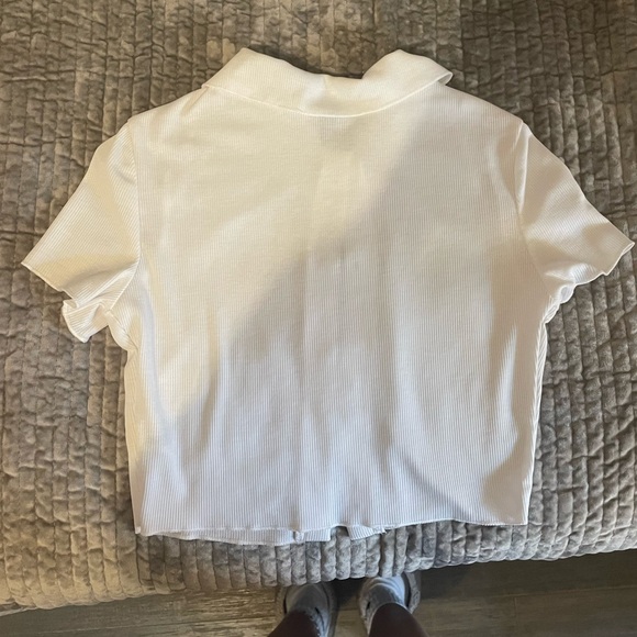 Button-up tee - Picture 2 of 4